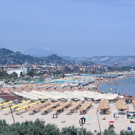 Suite113 In The Center With Beach Pescara Exterior photo